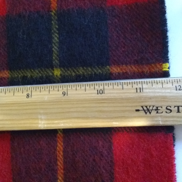 Scottish scarf. - Picture 3 of 7